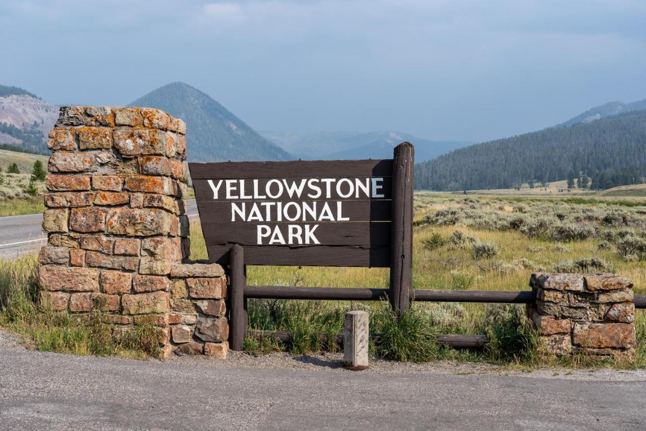 Castle In The Sky Unit Y Villa West Yellowstone Ngoại thất bức ảnh